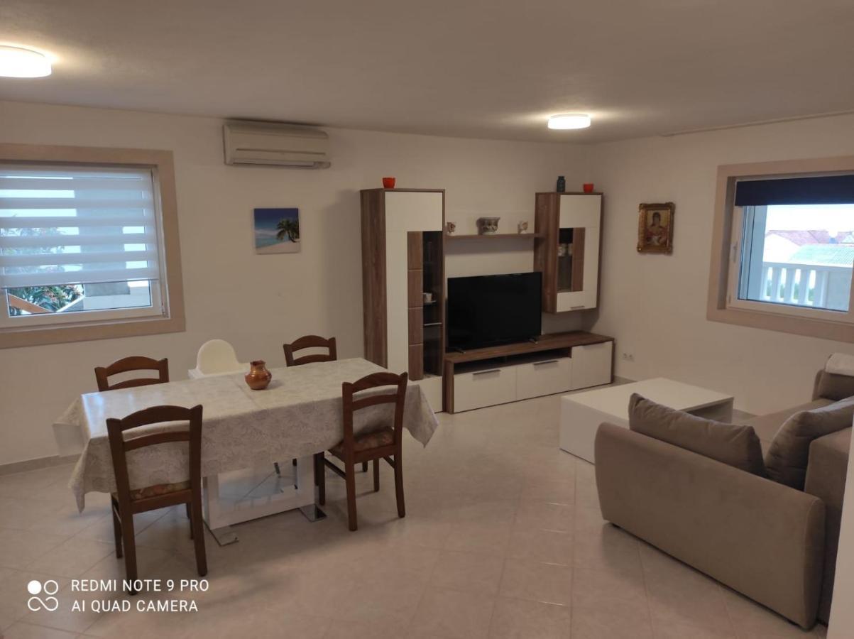 Apartments Marko Sutivan Insel Brac Exteriér fotografie